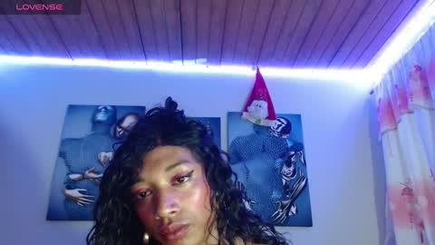 Bella Maidi online show from January 3, 1:03 pm