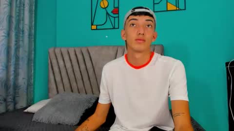 Maikol online show from April 9, 1:05 pm