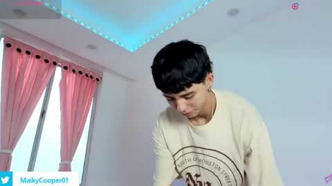 maiky_cooper01 online show from March 30, 1:12 pm