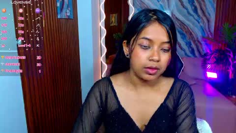 Maile online show from April 18, 3:32 am