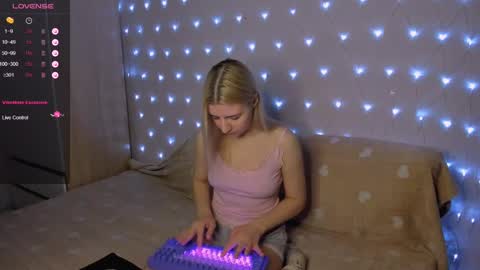 Your kitty online show from March 3, 3:42 pm