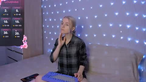 Your kitty online show from September 13, 3:45 pm