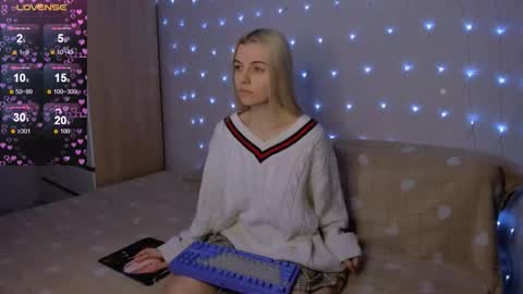 Your kitty online show from February 13, 4:03 pm