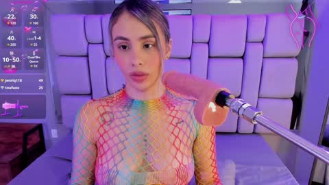 Maily  online show from December 18, 3:55 pm