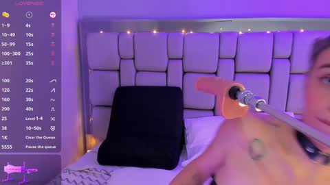 Maily  online show from January 4, 6:19 pm