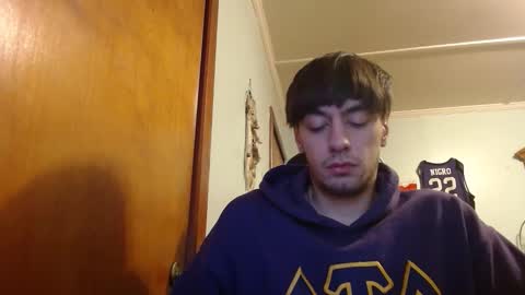 Snapshot of mainecollegeboy chatting on January 14, 3:11 am mainecollegeboy online show from January 14, 3:11 am