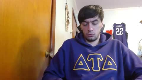 Snapshot of mainecollegeboy chatting on January 17, 3:00 pm mainecollegeboy online show from January 17, 3:00 pm