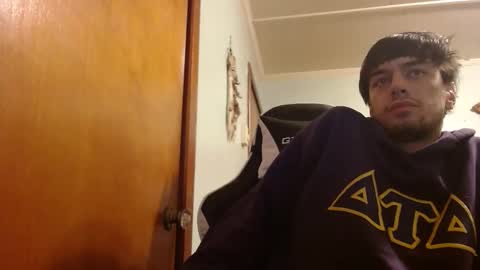 Snapshot of mainecollegeboy chatting on January 25, 11:54 pm mainecollegeboy online show from January 25, 11:54 pm