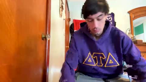 Snapshot of mainecollegeboy chatting on March 11, 8:09 pm mainecollegeboy online show from March 11, 8:09 pm