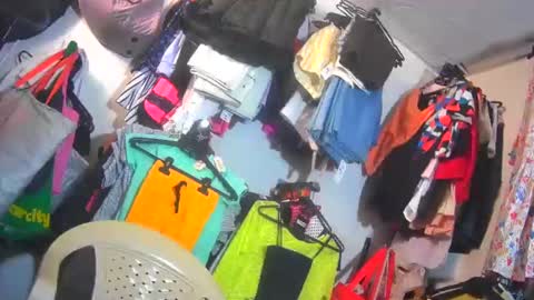 Snapshot of maite2020 chatting on December 3, 3:00 pm maite2020 online show from December 3, 3:00 pm