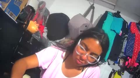 Snapshot of maite2020 chatting on December 12, 10:09 pm maite2020 online show from December 12, 10:09 pm