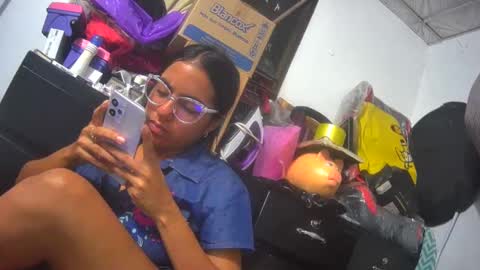 Snapshot of maite2020 chatting on December 24, 2:21 am maite2020 online show from December 24, 2:21 am