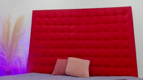 maite_smith69 online show from February 28, 12:20 pm