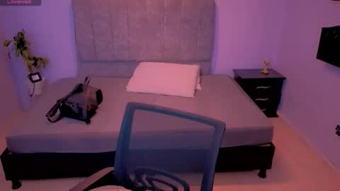 Snapshot of maite_stone1 chatting on November 22, 3:05 am MAITE STONE1 online show from November 22, 3:05 am