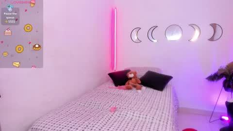 Snapshot of maithe_ferrer chatting on December 5, 5:48 am MAITHEFERRER online show from December 5, 5:48 am