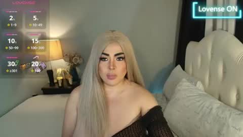 majestydannaxx online show from July 14, 2:27 am