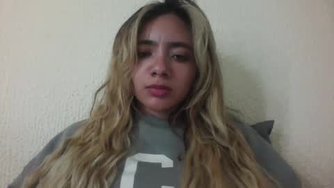 majo_gomezz online show from December 19, 4:52 am
