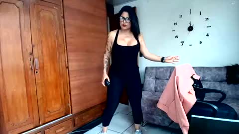 Majo Soussa online show from June 4, 2:34 pm