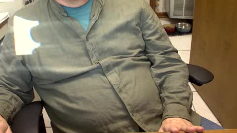 majormike34 online show from December 11, 3:05 pm