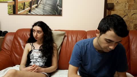 Snapshot of make_me_feel chatting on January 16, 7:41 pm Lena Ian online show from January 16, 7:41 pm