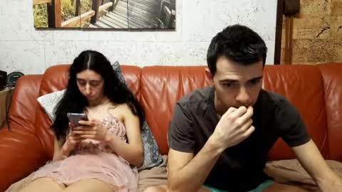 Snapshot of make_me_feel chatting on March 5, 5:42 pm Lena Ian online show from March 5, 5:42 pm