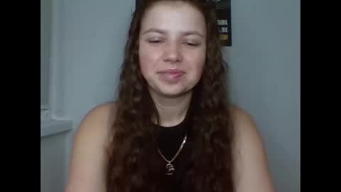 make_mesmile online show from March 5, 7:10 pm