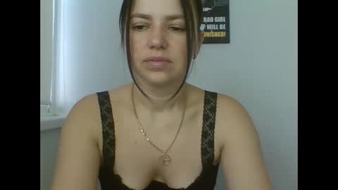 make_mesmile online show from March 18, 7:22 am