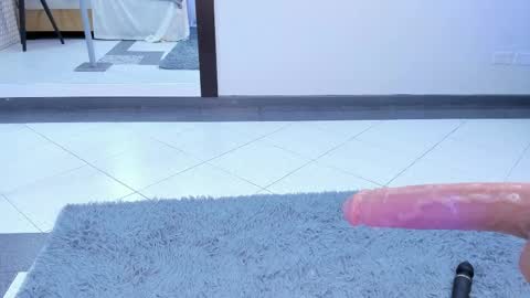 makena online show from March 9, 6:28 am