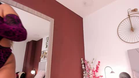 makena online show from October 30, 4:14 am