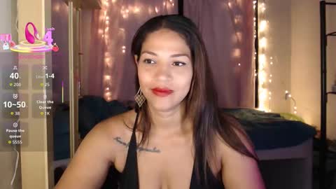 Snapshot of makennaa_1 chatting on October 7, 9:28 am MAKENNAA online show from October 7, 9:28 am