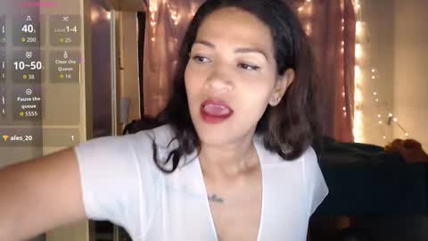 MAKENNAA online show from October 29, 9:55 am