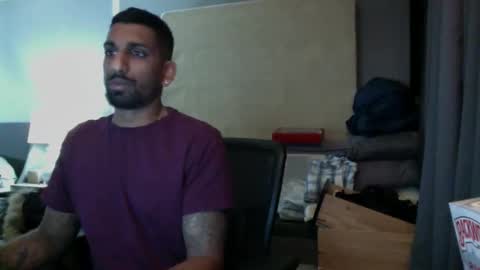 Snapshot of makeyouwanna_87 chatting on December 17, 12:05 am Makeyouwanna 87 online show from December 17, 12:05 am