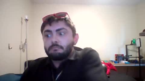 Snapshot of mako4eva chatting on December 16, 7:52 pm mako4eva online show from December 16, 7:52 pm