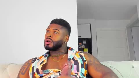 Makonnen online show from October 30, 9:37 pm