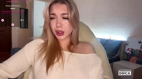 maksisisia online show from November 25, 2:50 pm