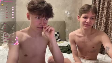 Snapshot of malcolm_yang chatting on December 15, 7:42 pm Tom and Mark 3 online show from December 15, 7:42 pm