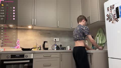 Snapshot of malcolm_yang chatting on January 28, 12:11 pm Tom and Mark 3 online show from January 28, 12:11 pm