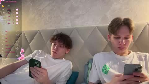 Snapshot of malcolm_yang chatting on February 3, 4:52 pm Tom and Mark 3 online show from February 3, 4:52 pm