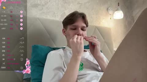 Snapshot of malcolm_yang chatting on February 7, 10:08 am Tom and Mark 3 online show from February 7, 10:08 am