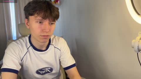 Snapshot of malcolm_yang chatting on October 13, 12:05 pm Tom and Mark 3 online show from October 13, 12:05 pm