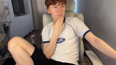 Snapshot of malcolm_yang chatting on November 4, 10:47 am Tom and Mark 3 online show from November 4, 10:47 am