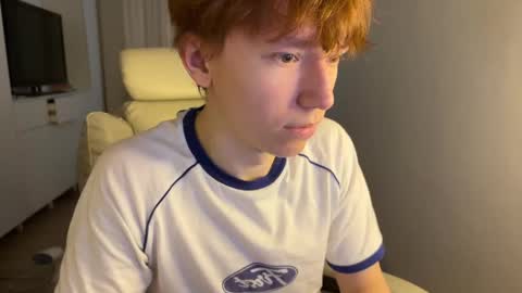 Snapshot of malcolm_yang chatting on November 18, 10:31 am Tom and Mark 3 online show from November 18, 10:31 am