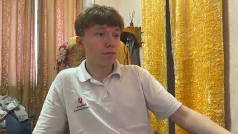Snapshot of malcolm_yang chatting on May 4, 12:01 pm Tom and Mark 3 online show from May 4, 12:01 pm