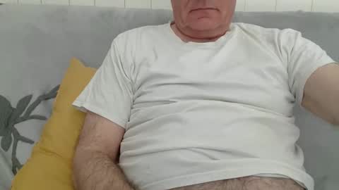 male_toy1 online show from May 8, 3:06 pm