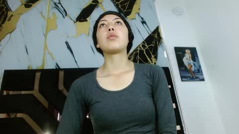 malejacs01 online show from September 30, 12:21 pm