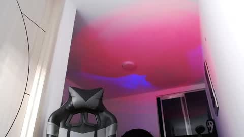 malek_xarx online show from May 16, 11:57 pm