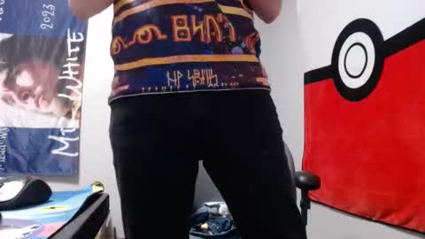 Snapshot of maleplayforyou chatting on October 3, 9:50 am MaleAnalPlay online show from October 3, 9:50 am