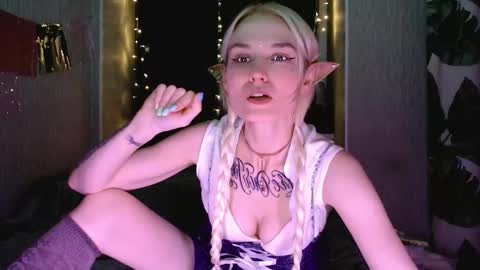 Snapshot of mali_sia chatting on September 20, 8:32 pm Mischelle online show from September 20, 8:32 pm