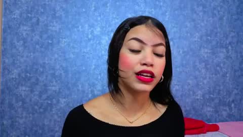 Snapshot of malia_foox chatting on April 29, 6:03 pm Malia foox online show from April 29, 6:03 pm