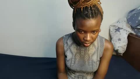 lati online show from November 15, 1:51 pm